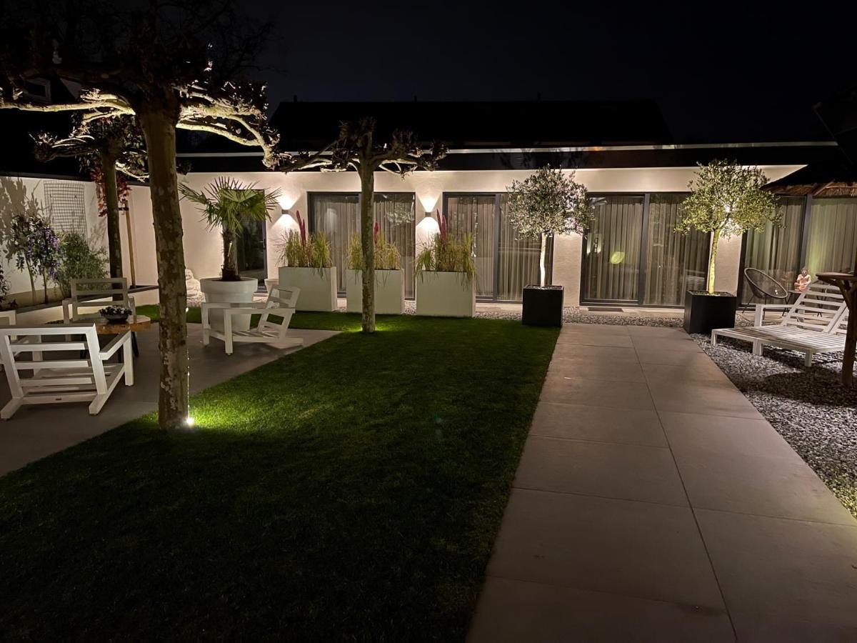 B&B Bubbles&Bites โอสท์วอร์เนอ ภายนอก รูปภาพ