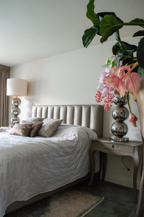 B&B Bubbles&Bites โอสท์วอร์เนอ ภายนอก รูปภาพ
