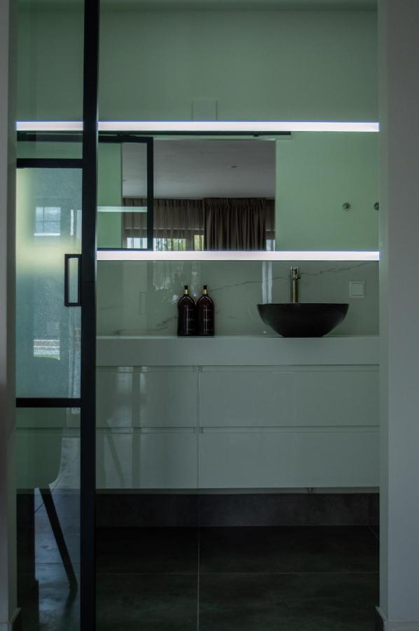 B&B Bubbles&Bites โอสท์วอร์เนอ ภายนอก รูปภาพ